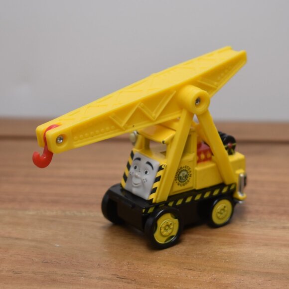 Keving Yellow Crane Push Along Diecast Take and Play Thomas Friends Trains 2009 - Picture 1 of 8